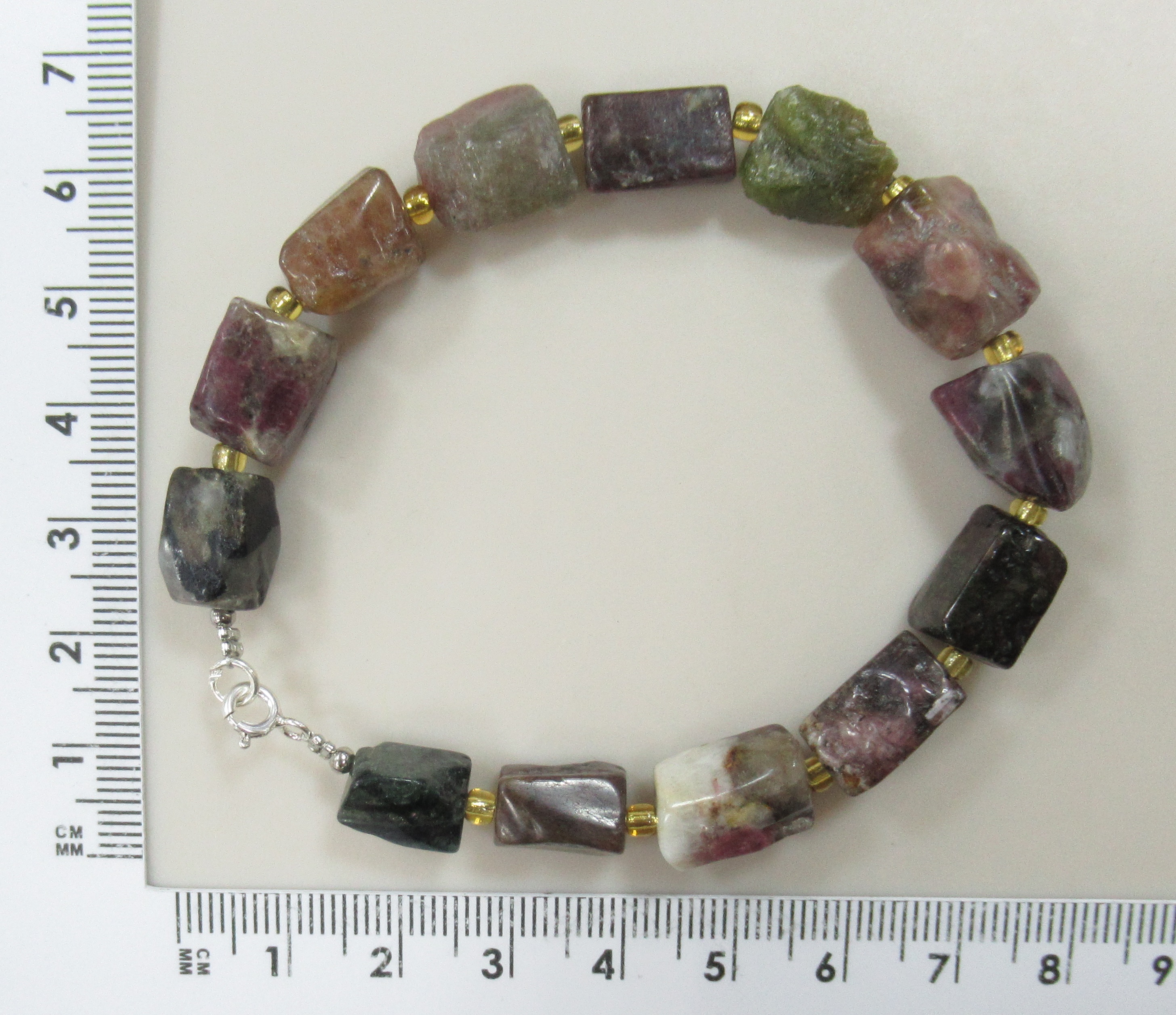 Браслет из турмалина